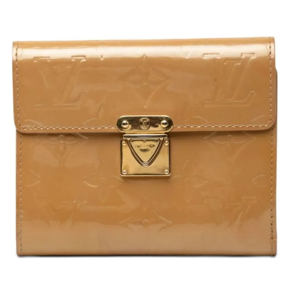 Louis Vuitton Portefeuille Koala Tri-fold Wallet
